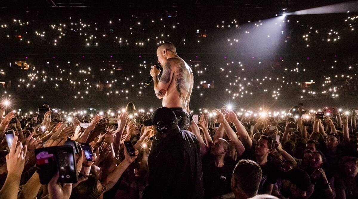 Image of Chester performing at Madison Square